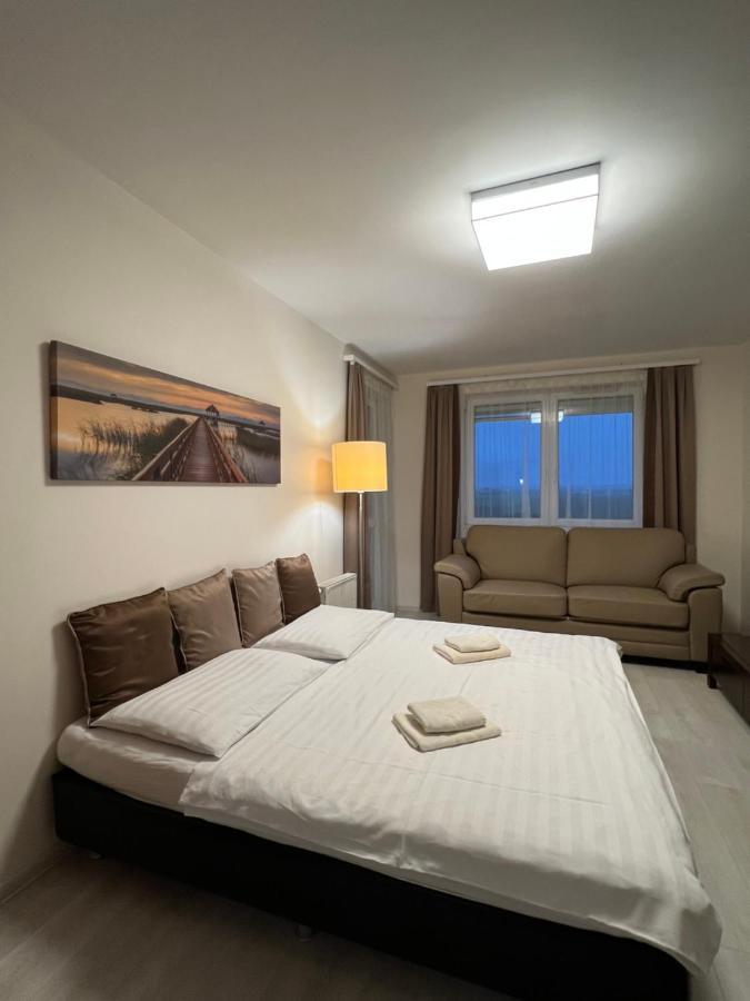 Chance Apartman Buekfuerdo Exterior photo